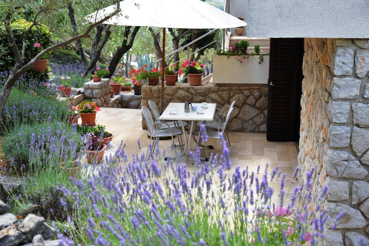 Apartments Palma & Pino ツレス エクステリア 写真