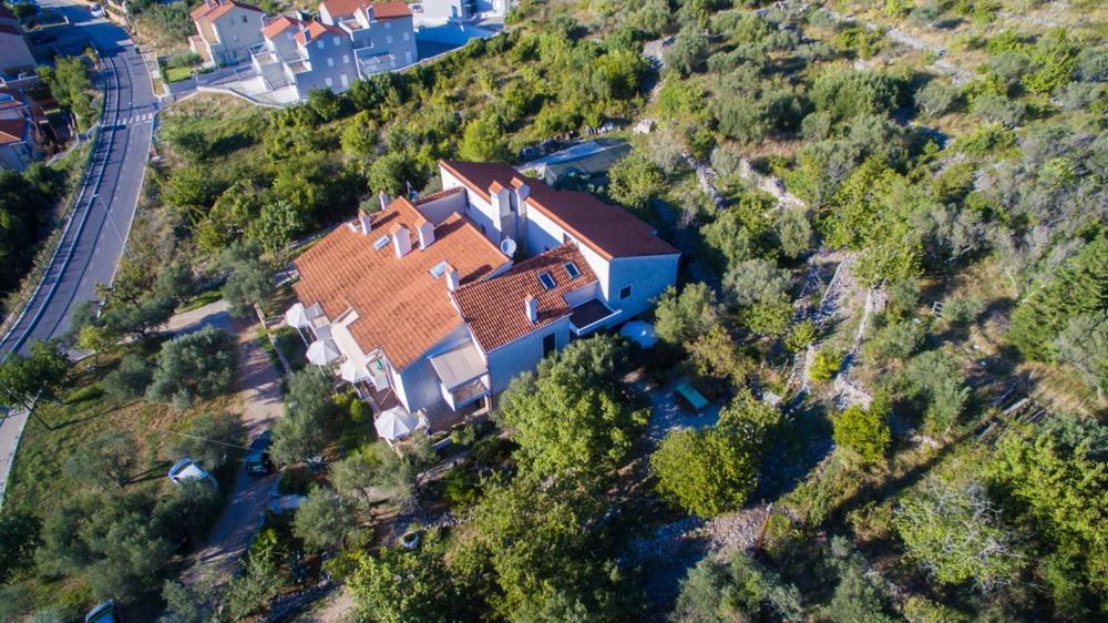 Apartments Palma & Pino ツレス エクステリア 写真